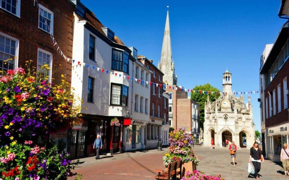 Beautiful Georgian Home In The Heart Of Chichester Buitenkant foto